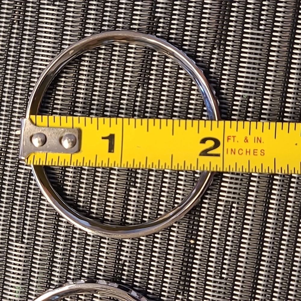Atelier Swarovski Viktor & Rolf Crystal Hoops - Picture 5 of 6